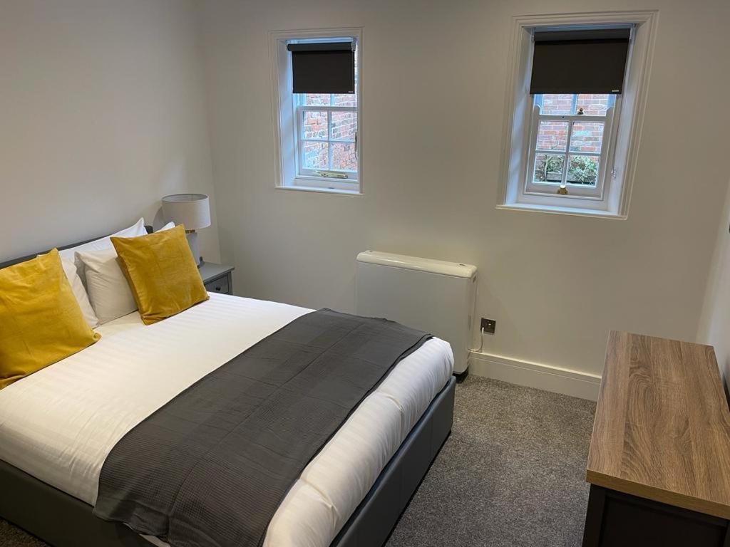 Executive Apartment Bedroom Bawtry